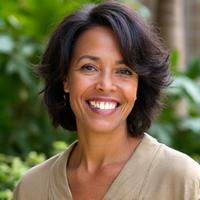 Lisa Thompson, Eco-Lifestyle Expert, Sustainable Living Coach